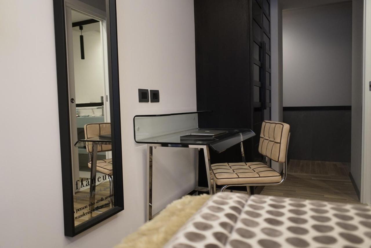 Flaneur Suites Corso Roma Exterior foto