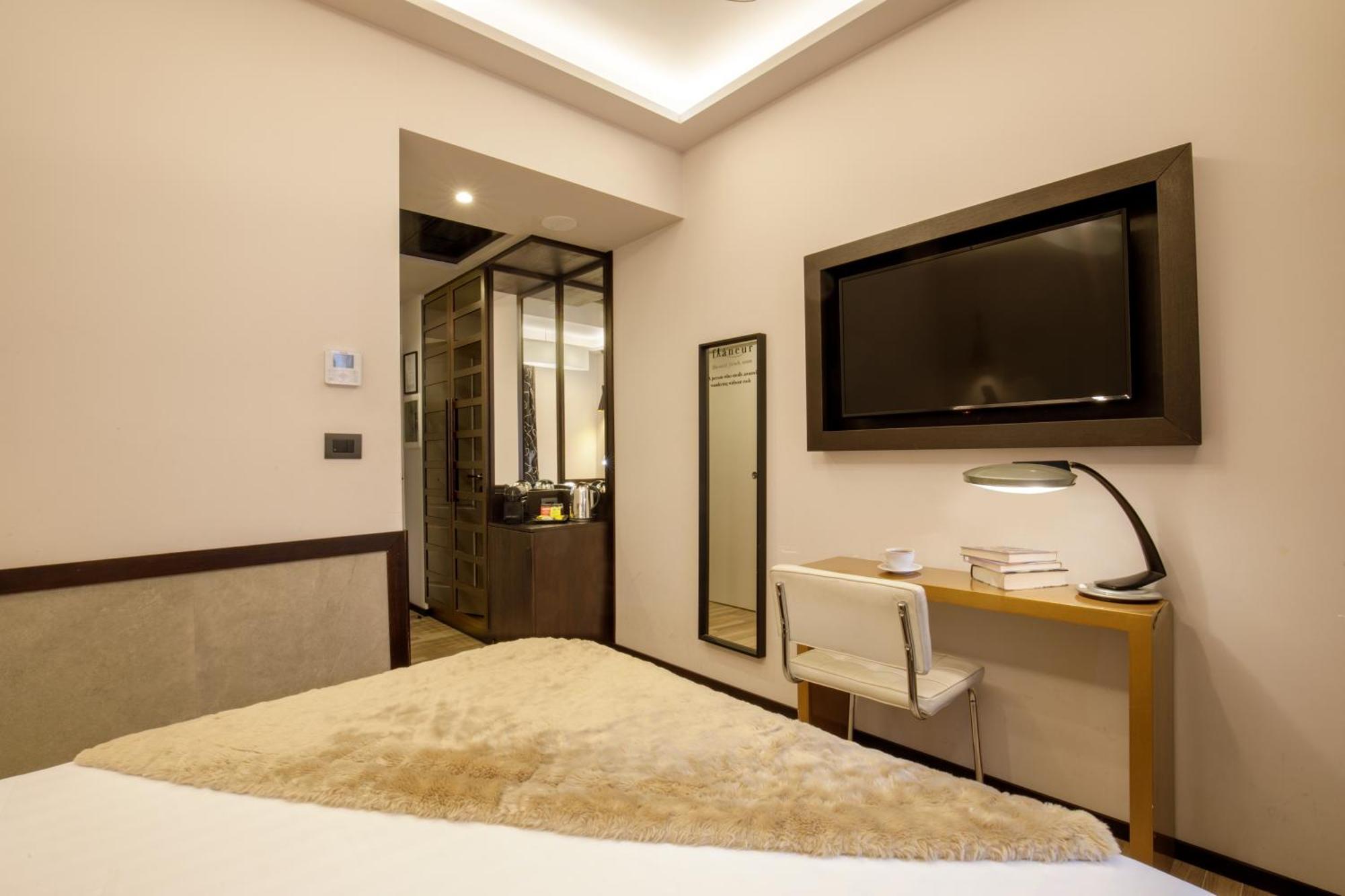 Flaneur Suites Corso Roma Exterior foto